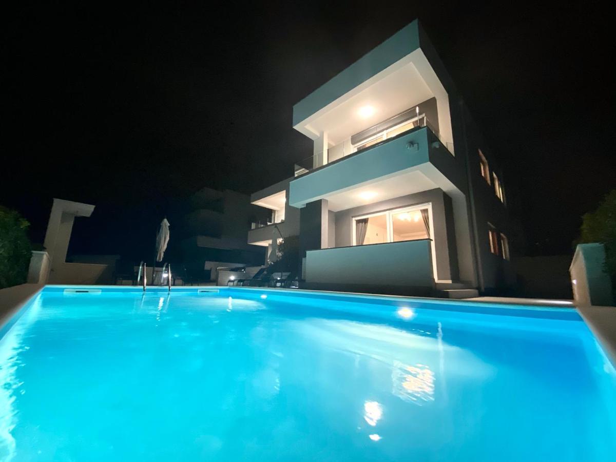 Fantasy Pool Villa Novalja Εξωτερικό φωτογραφία